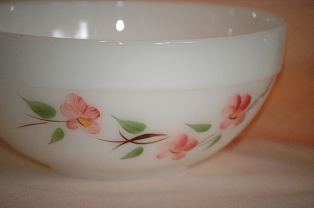 Fire King Gay Fad Studios Peach Blossom Nesting Bowls Fire King Gay Fad Studios Peach Blossom Nesting Bowls