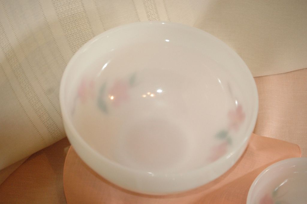 Fire King Gay Fad Studios Peach Blossom Nesting Bowls Fire King Gay Fad Studios Peach Blossom Nesting Bowls
