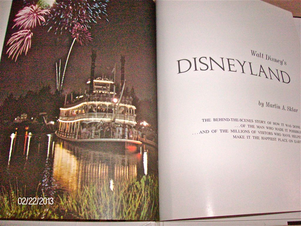 Walt Disney's Disneyland Souvenir Book From 1969 Walt Disney's Disneyland Souvenir Book From 1969