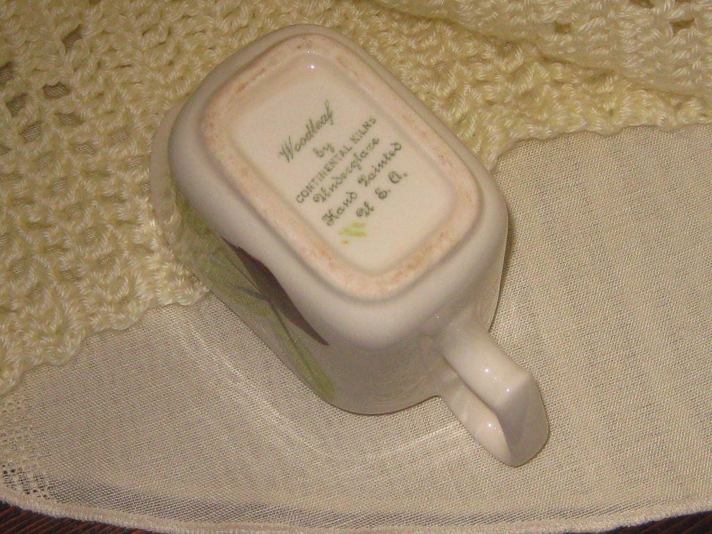 Continental Kilns Creamer Sugar and Tea Cup Set Continental Kilns Creamer Sugar and Tea Cup Set