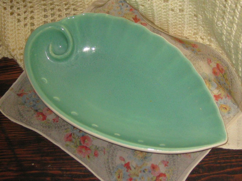 Console Bowl by Red Wing Potteries Console Bowl by Red Wing Potteries
