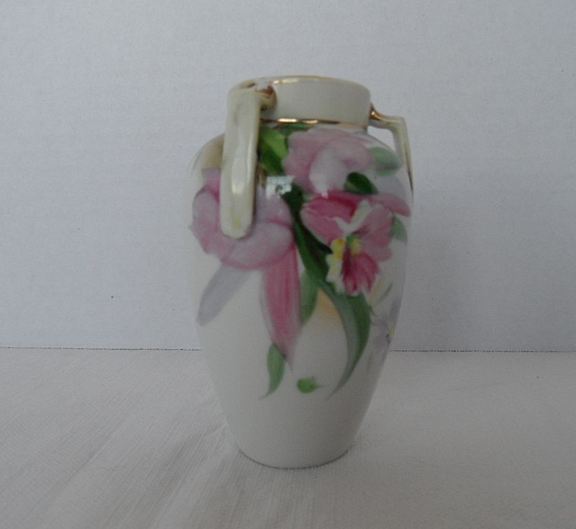 Nippon Vase Nippon Vase