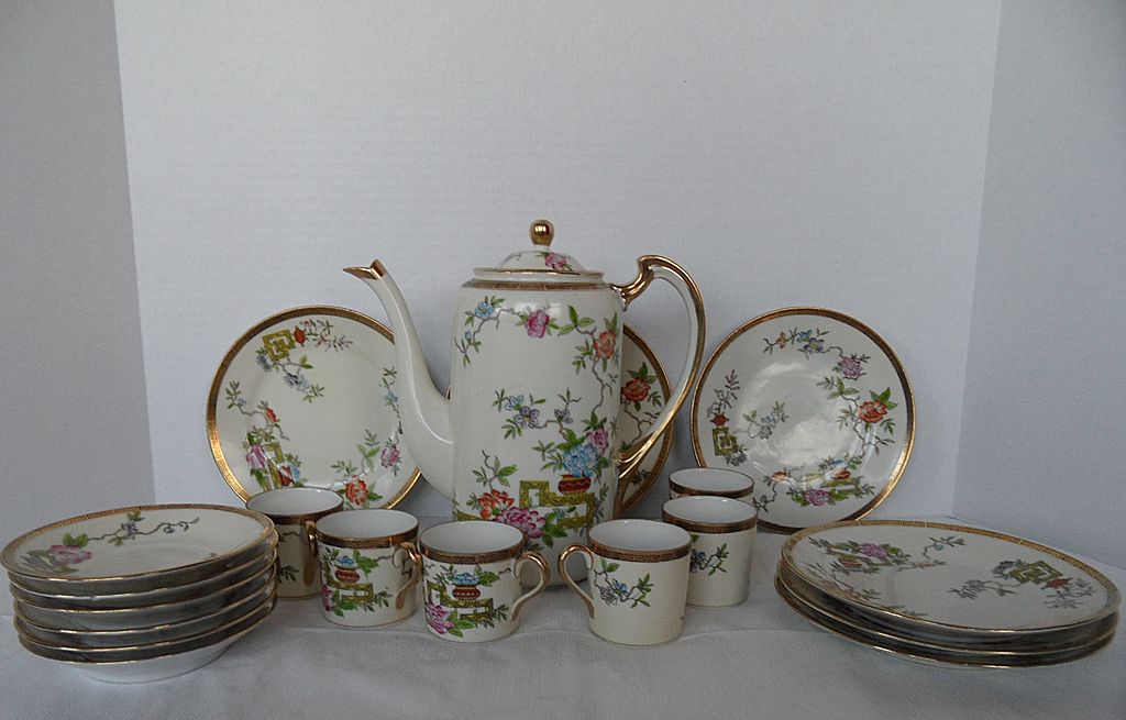 Nippon Tea Set with Six Saucers and Six Serving Plates Nippon Tea Set with Six Saucers and Six Serving Plates