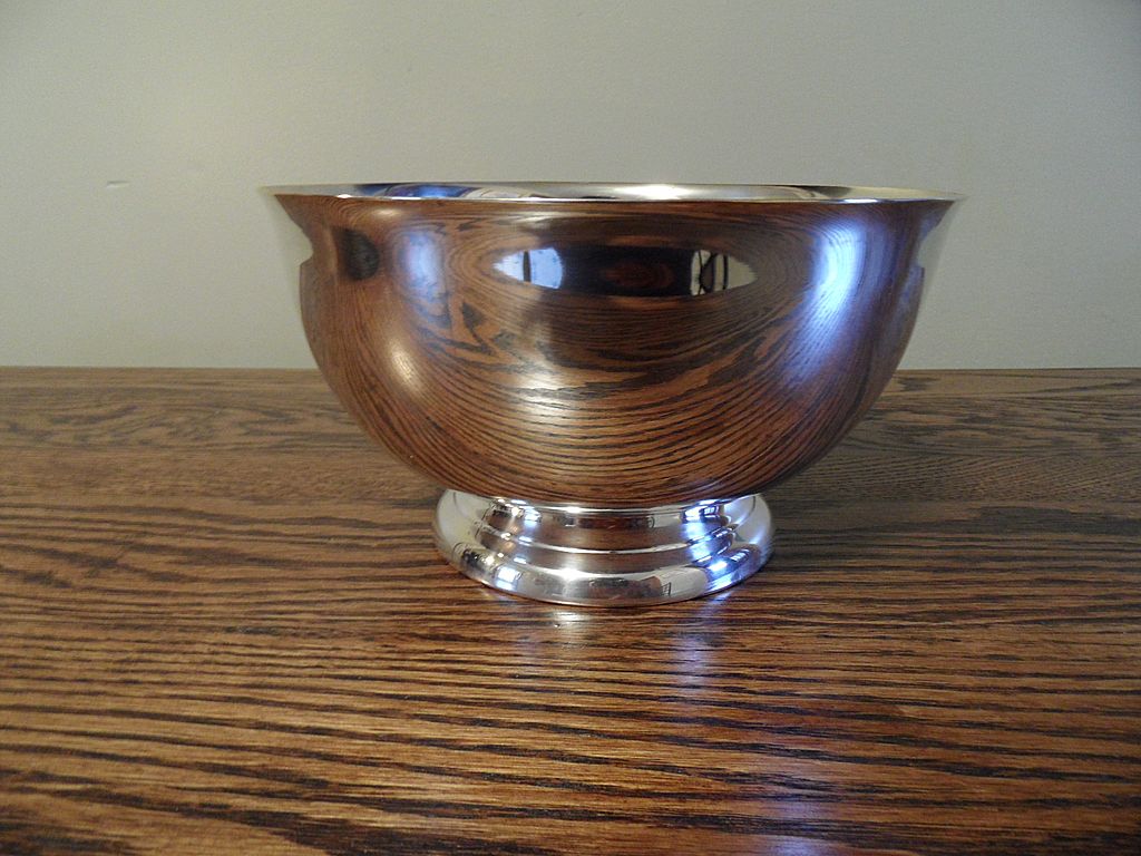 Vintage - Silver Plated - Sheridan "Crown & Shield" E.P.S Bowl Vintage - Silver Plated - Sheridan "Crown & Shield" E.P.S Bowl