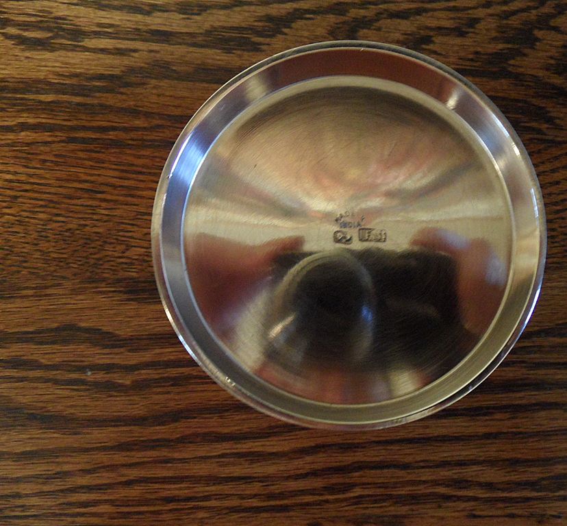 Vintage - Silver Plated - Vase or Cup marked Made in India Vintage - Silver Plated - Vase or Cup marked Made in India