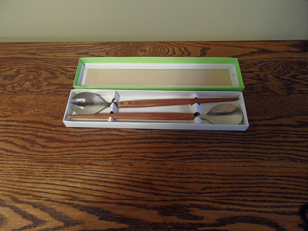 Vintage - ARNART - Stainless Steel - Made in Japan - Salad Tongs Vintage - ARNART - Stainless Steel - Made in Japan - Salad Tongs