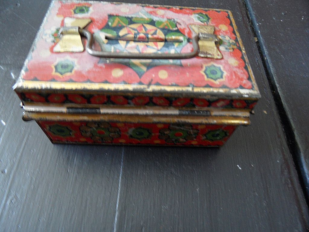 Vintage - Czechoslovakia - Tin Bank Vintage - Czechoslovakia - Tin Bank