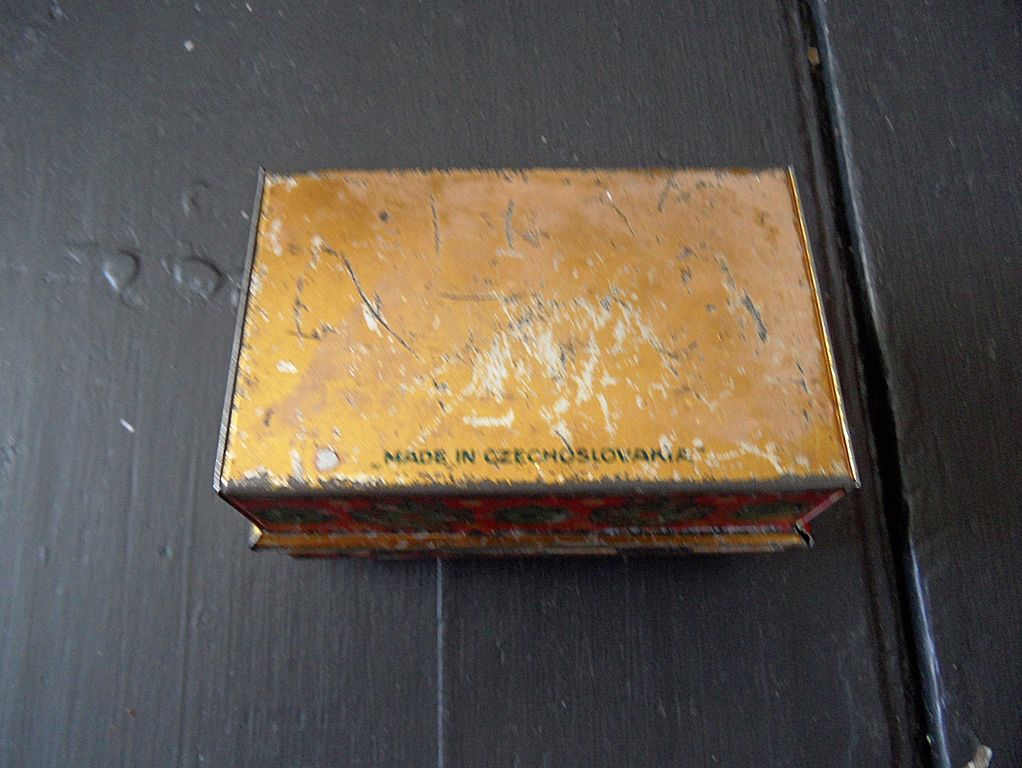 Vintage - Czechoslovakia - Tin Bank Vintage - Czechoslovakia - Tin Bank