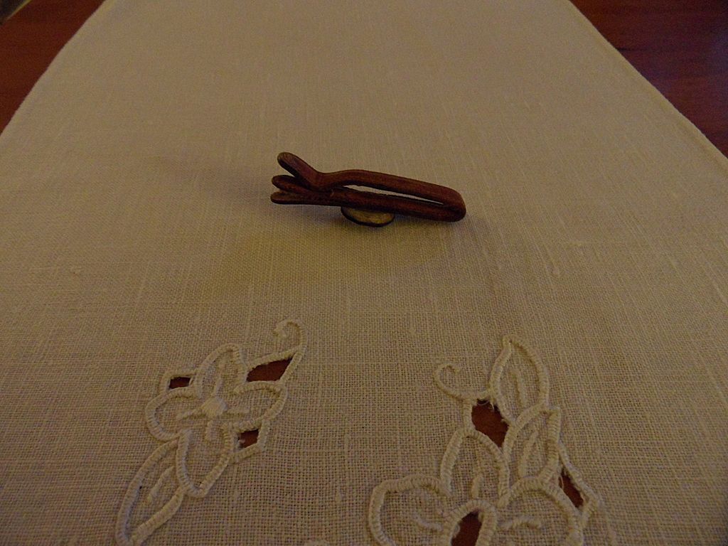 Vintage - Leather - Men's Tie Clip Vintage - Leather - Men's Tie Clip