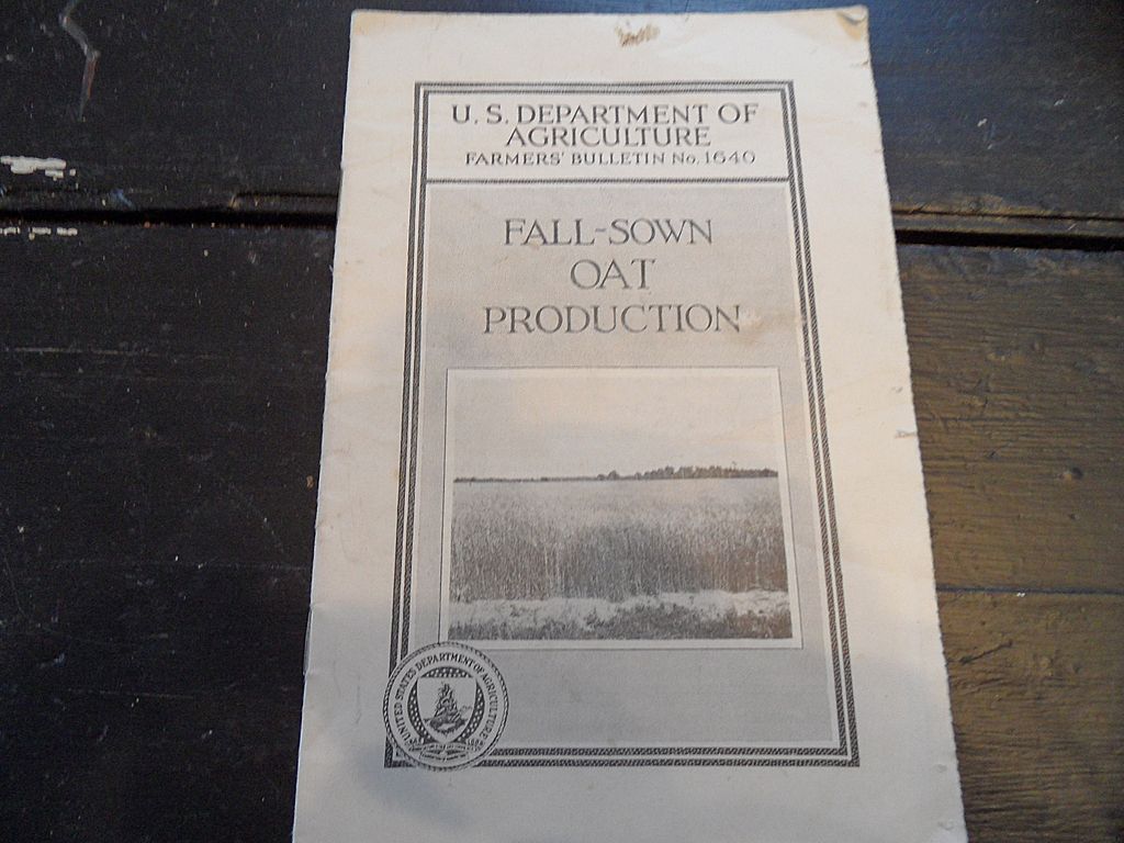 Vintage - "Fall-Sown Oat Production", US Dept of Agriculture, 1940 Vintage - "Fall-Sown Oat Production", US Dept of Agriculture, 1940