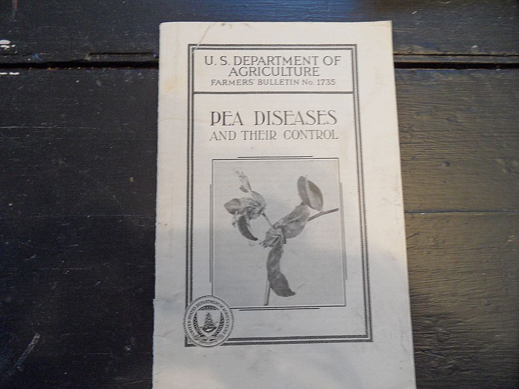 Vintage - "Pea Diseases and their Control", US Dept of Agriculture, 1941 Vintage - "Pea Diseases and their Control", US Dept of Agriculture, 1941