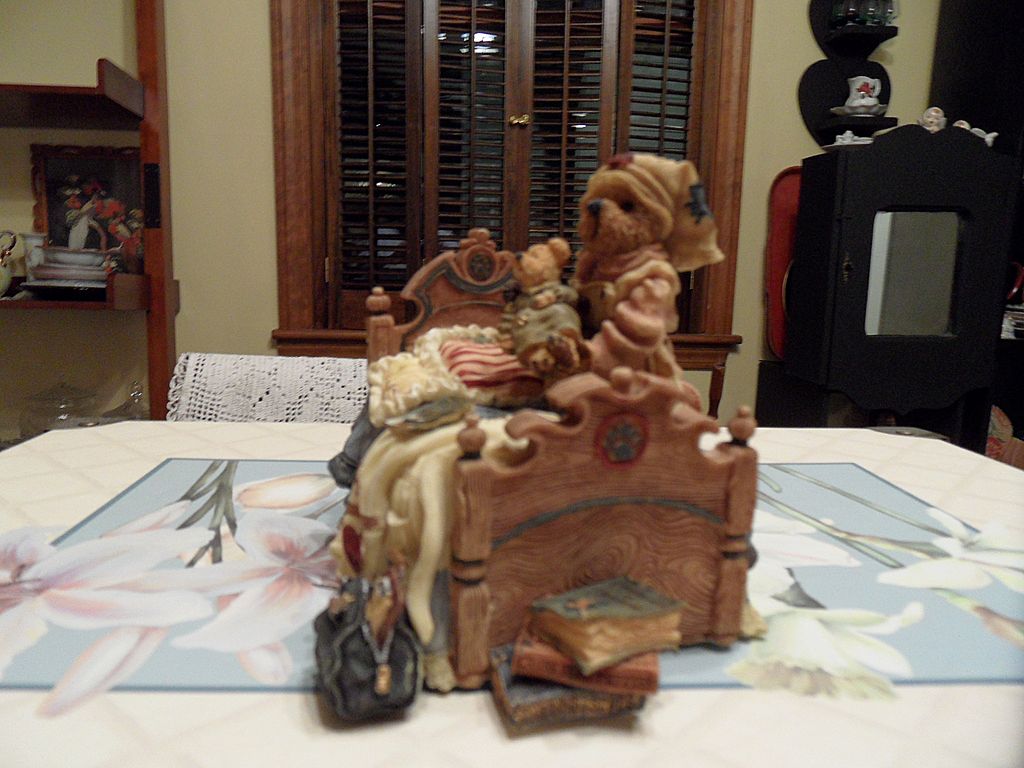 Collectible - Boyd's Bear's - Play's "Spoon Full of Sugar" Collectible - Boyd's Bear's - Play's "Spoon Full of Sugar"