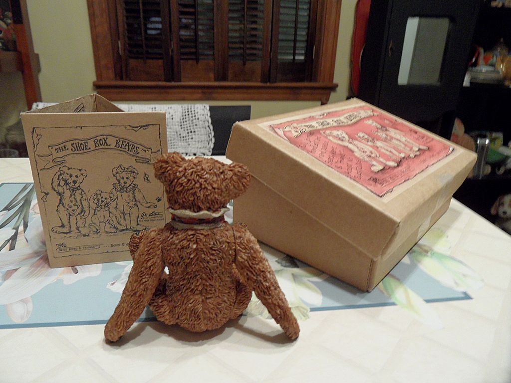 Collectible - Boyd's Bear's - Thaddeus "Bud" Grizberg Collectible - Boyd's Bear's - Thaddeus "Bud" Grizberg