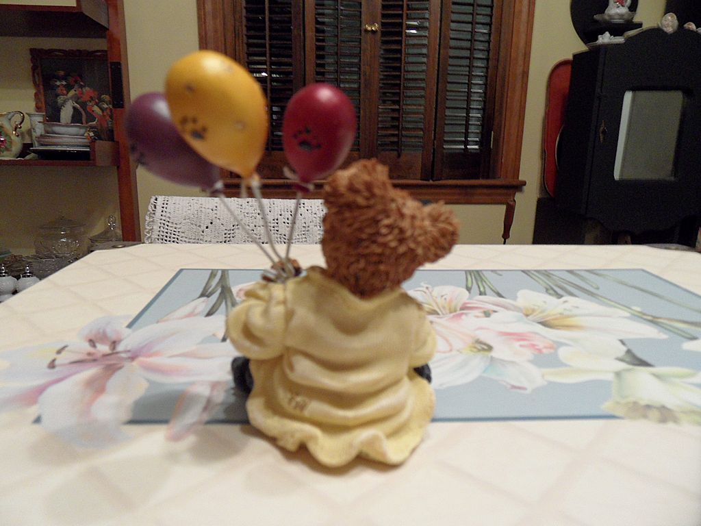 Collectible - Boyd's Bear's - Goodfer U. Bear...Way to Go! Collectible - Boyd's Bear's - Goodfer U. Bear...Way to Go!