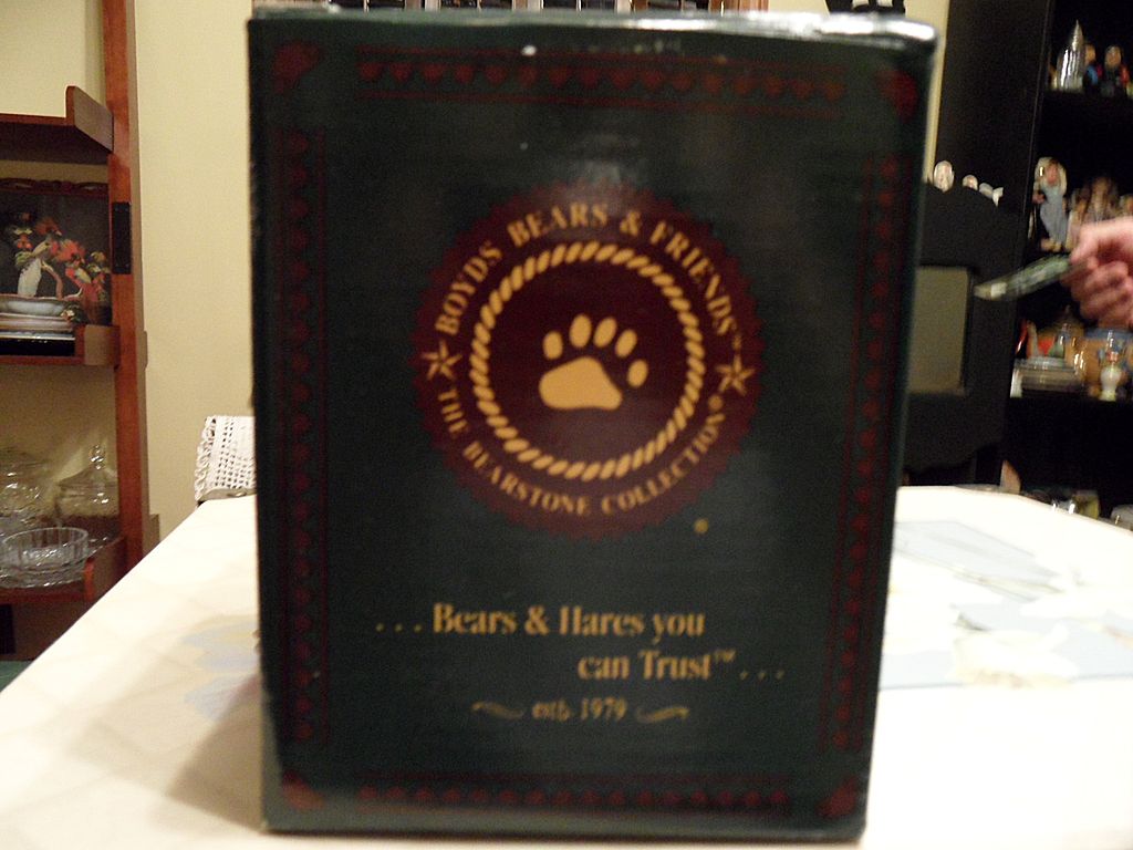 Collectible - Boyd's Bear's - Goodfer U. Bear...Way to Go! Collectible - Boyd's Bear's - Goodfer U. Bear...Way to Go!