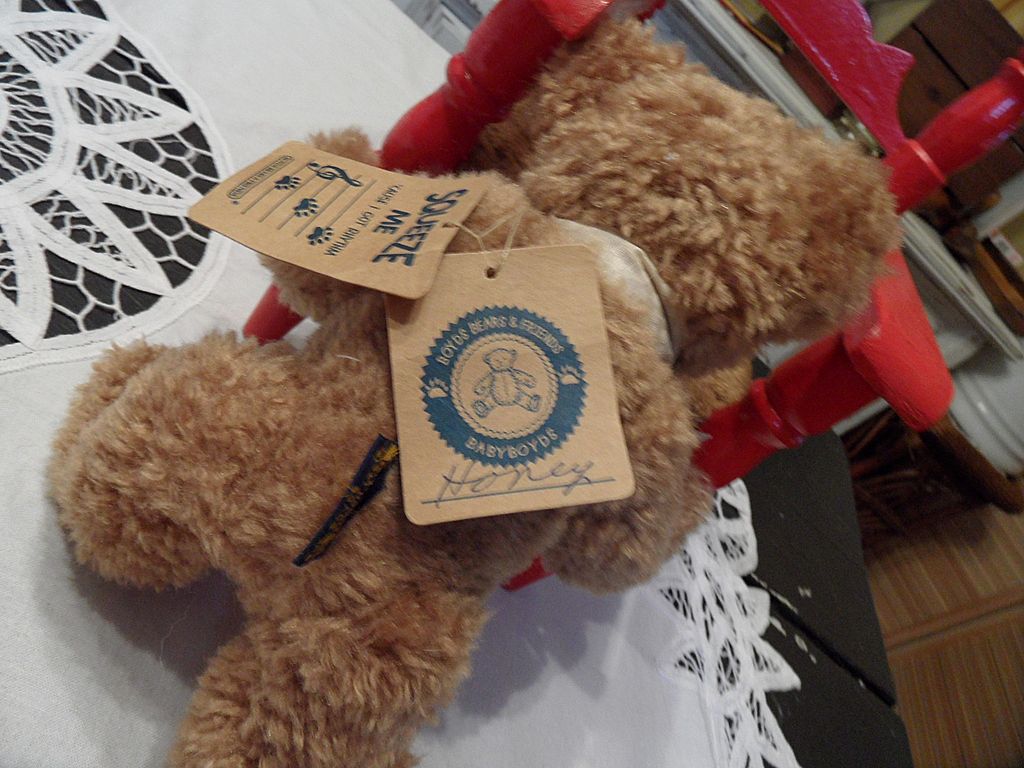 Vintage - Boyd's Bear - Stuffed "Honey" Vintage - Boyd's Bear - Stuffed "Honey"