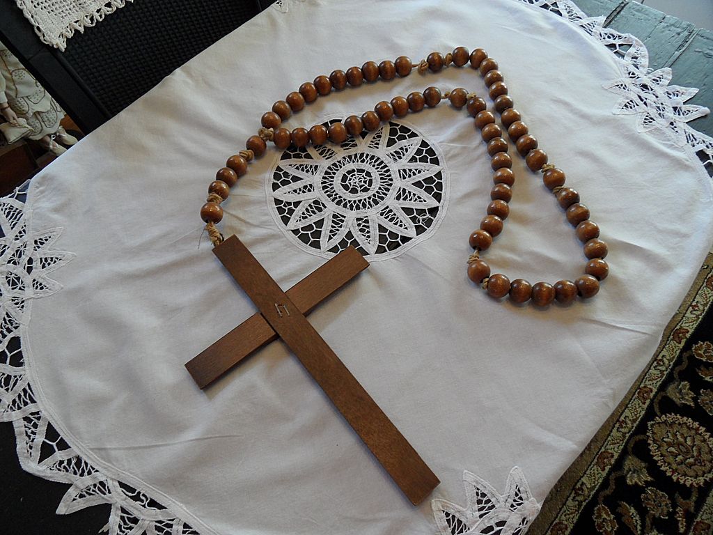 Vintage - HUGE Rosary Beads - Wood Vintage - HUGE Rosary Beads - Wood