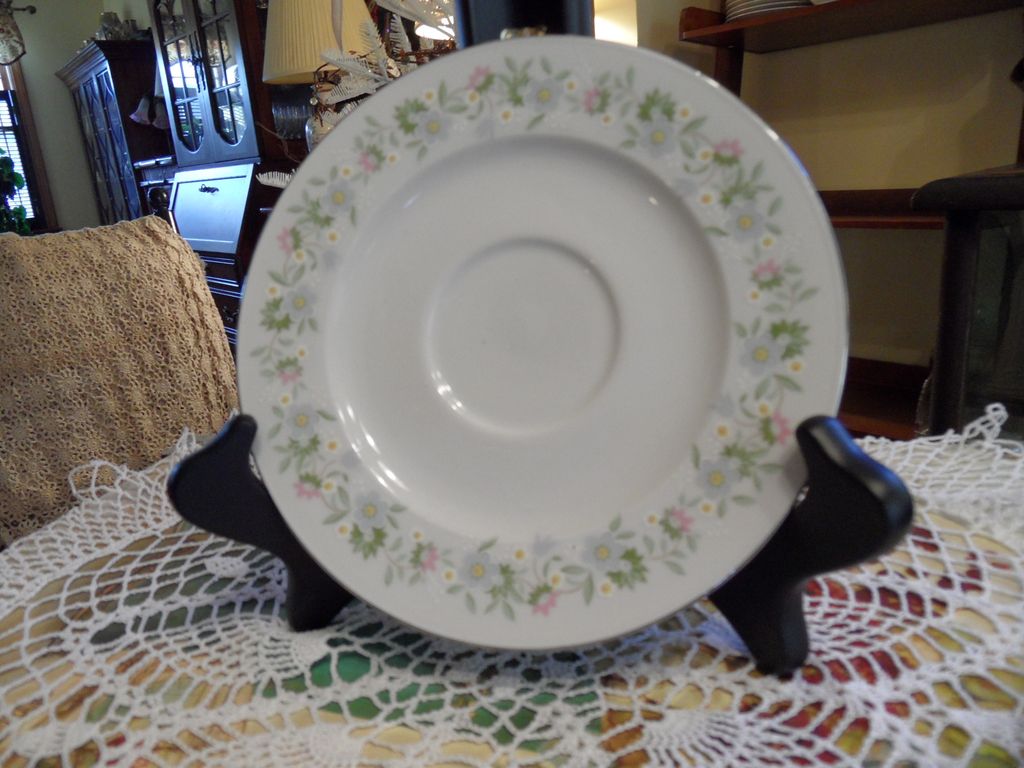 Vintage - Johann Haviland - Saucer Vintage - Johann Haviland - Saucer