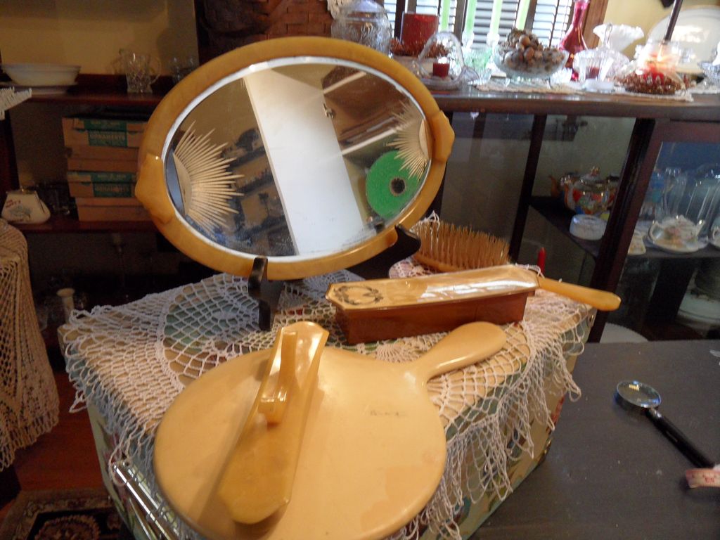 Vintage - Vanity Set and Other Items - 50's Vintage - Vanity Set and Other Items - 50's