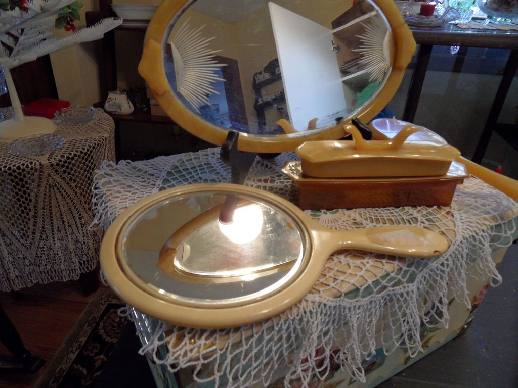 Vintage - Vanity Set and Other Items - 50's Vintage - Vanity Set and Other Items - 50's