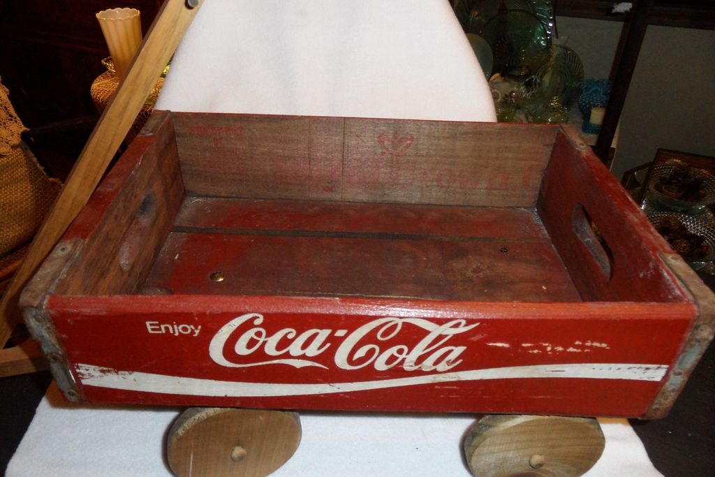 Vintage - Coca Cola Crate - Wagon Vintage - Coca Cola Crate - Wagon