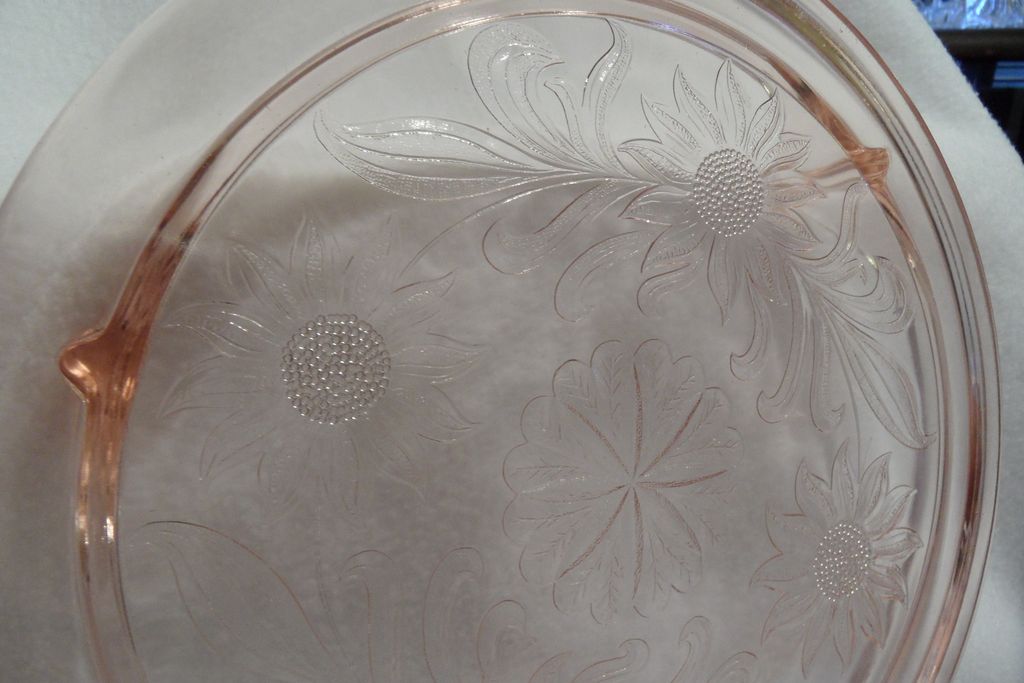 Vintage - Depression Glass - Pink - Cake Plate 10" Vintage - Depression Glass - Pink - Cake Plate 10"
