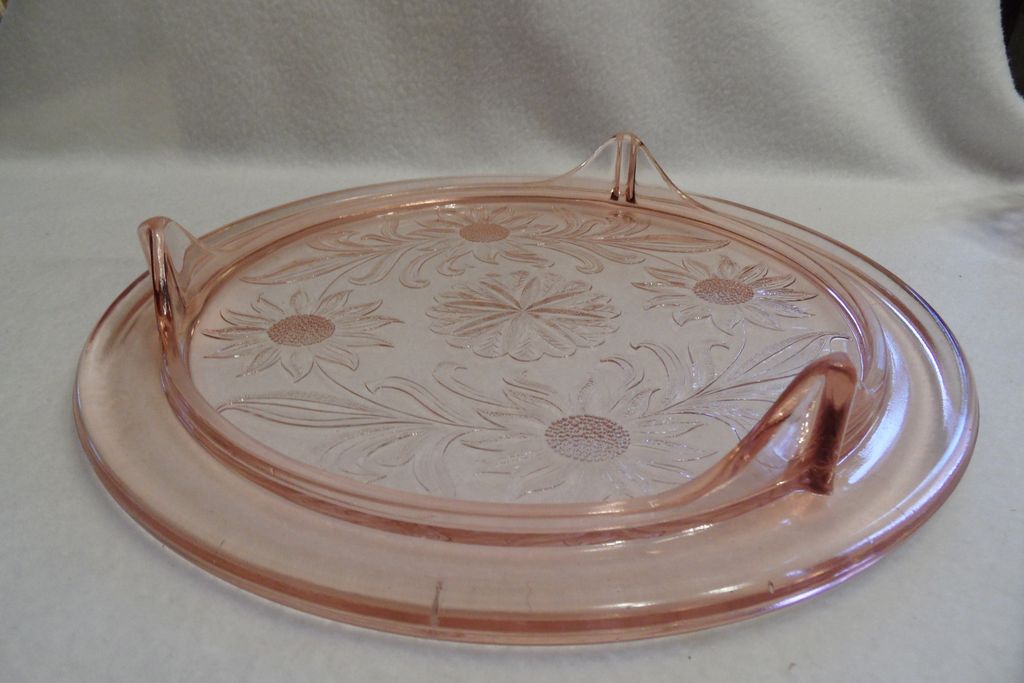 Vintage - Depression Glass - Pink - Cake Plate 10" Vintage - Depression Glass - Pink - Cake Plate 10"