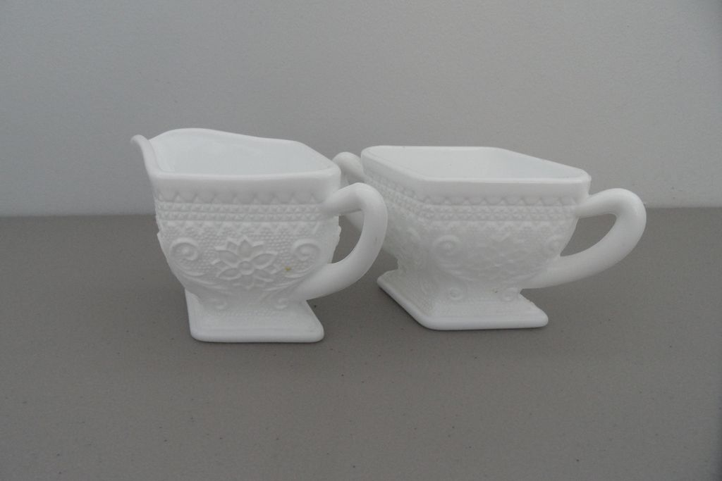 Vintage - Milk Glass - Creamer and Sugar Vintage - Milk Glass - Creamer and Sugar