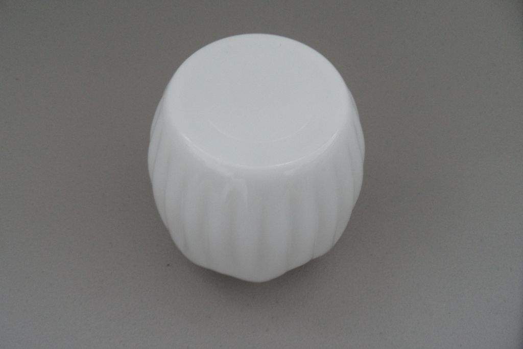 Vintage - Fenton - Crimped In Vase Vintage - Fenton - Crimped In Vase