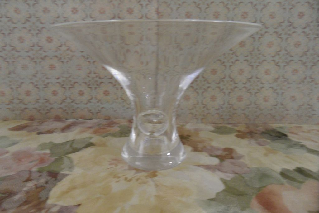 Vintage - Stueben Crystal Vase Vintage - Stueben Crystal Vase
