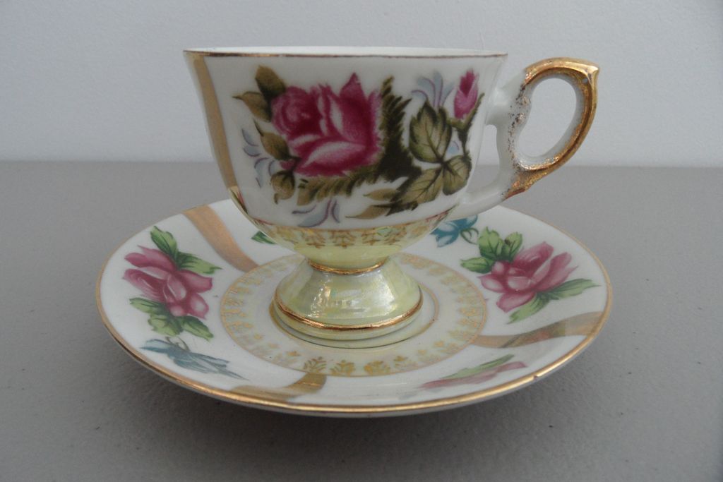 Vintage - Tea Cup and Saucer Vintage - Tea Cup and Saucer