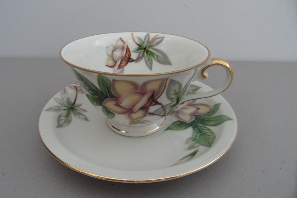 Vintage - Meito China - Woodrose - Footed Cup and Saucer Vintage - Meito China - Woodrose - Footed Cup and Saucer