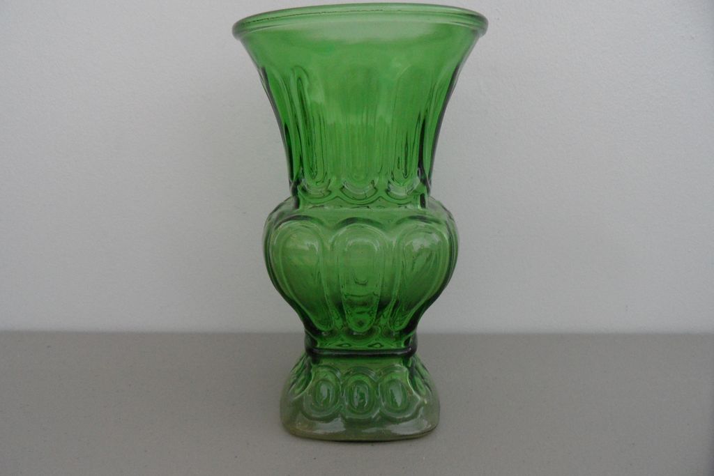 Vintage - Vase - Green Vintage - Vase - Green