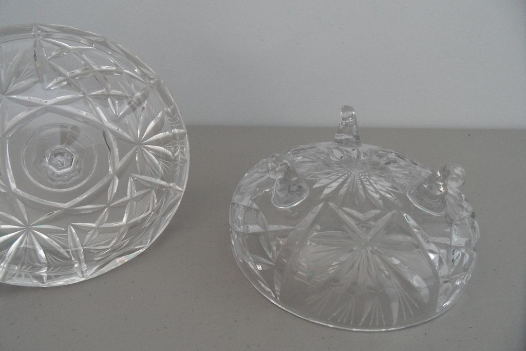 Vintage - Crystal - Covered Candy Dish Vintage - Crystal - Covered Candy Dish