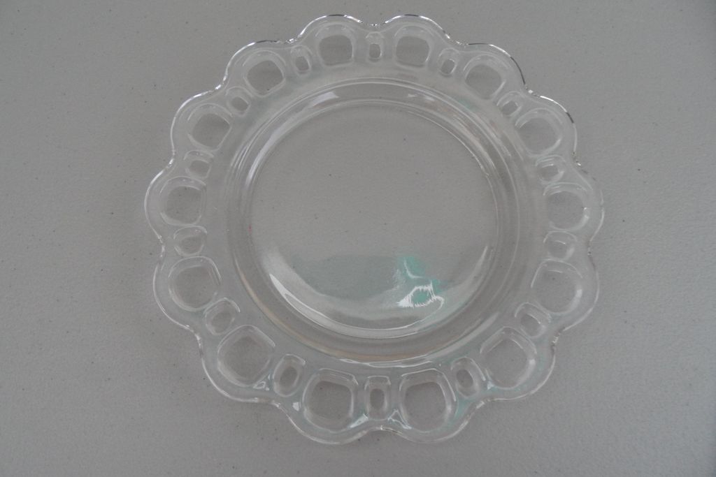 Vintage - Glass Plate Vintage - Glass Plate