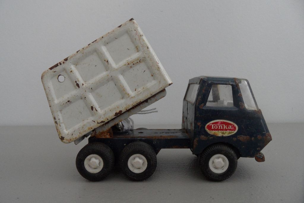 Vintage - Tonka Dump Truck Vintage - Tonka Dump Truck