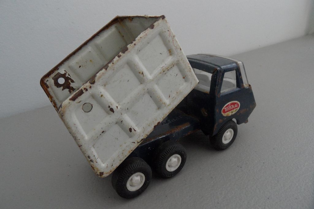 Vintage - Tonka Dump Truck Vintage - Tonka Dump Truck