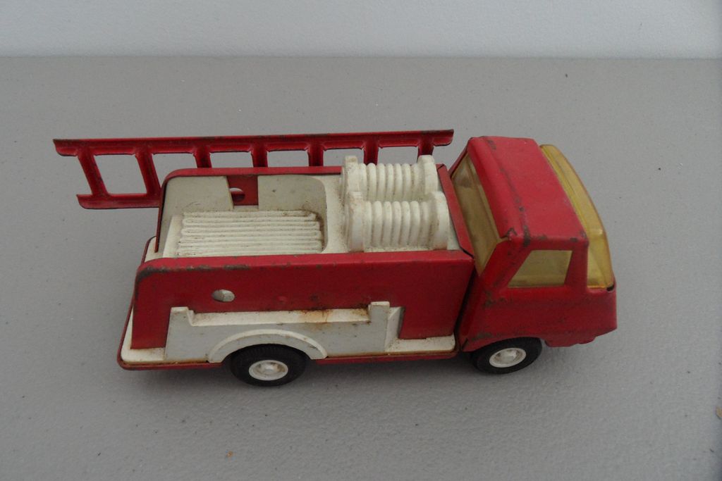 Vintage - Tonka Fire Truck Vintage - Tonka Fire Truck