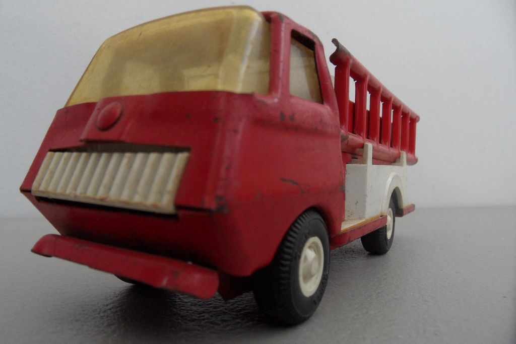 Vintage - Tonka Fire Truck Vintage - Tonka Fire Truck