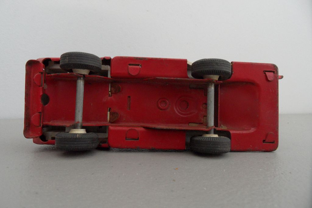Vintage - Tonka Fire Truck Vintage - Tonka Fire Truck