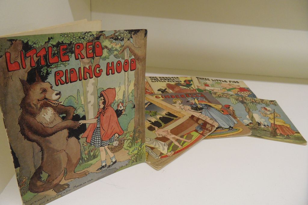 Vintage - Children's Books - Set of 7 - 1934 Vintage - Children's Books - Set of 7 - 1934