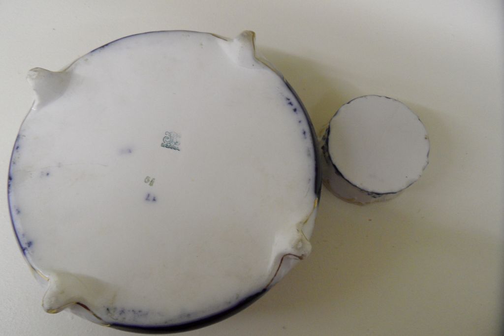 Vintage - Berry Bowl and Servers - Porcelain - Bavaria Vintage - Berry Bowl and Servers - Porcelain - Bavaria