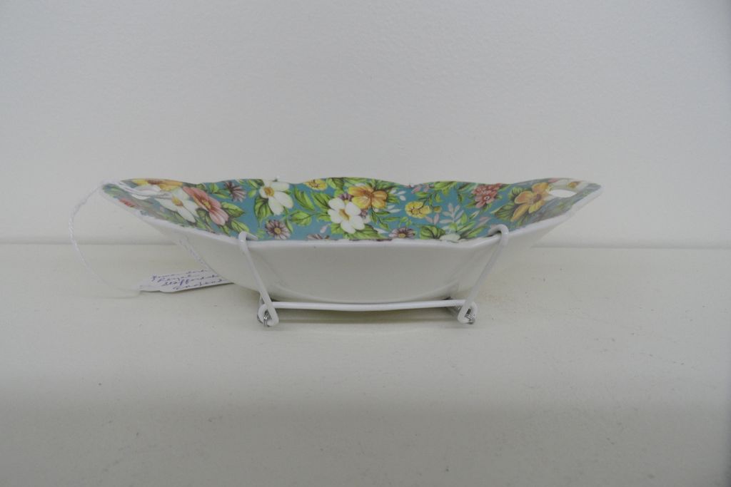 Vintage - Serving Dish - Royal Staffordshire Bone China Vintage - Serving Dish - Royal Staffordshire Bone China