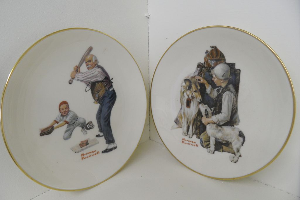 Vintage - Set of Two - Norman Rockwell Display Plates - 1981 Vintage - Set of Two - Norman Rockwell Display Plates - 1981