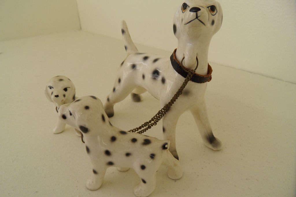 Vintage - Dogs on a Chain - Relco - Made in Japan Vintage - Dogs on a Chain - Relco - Made in Japan
