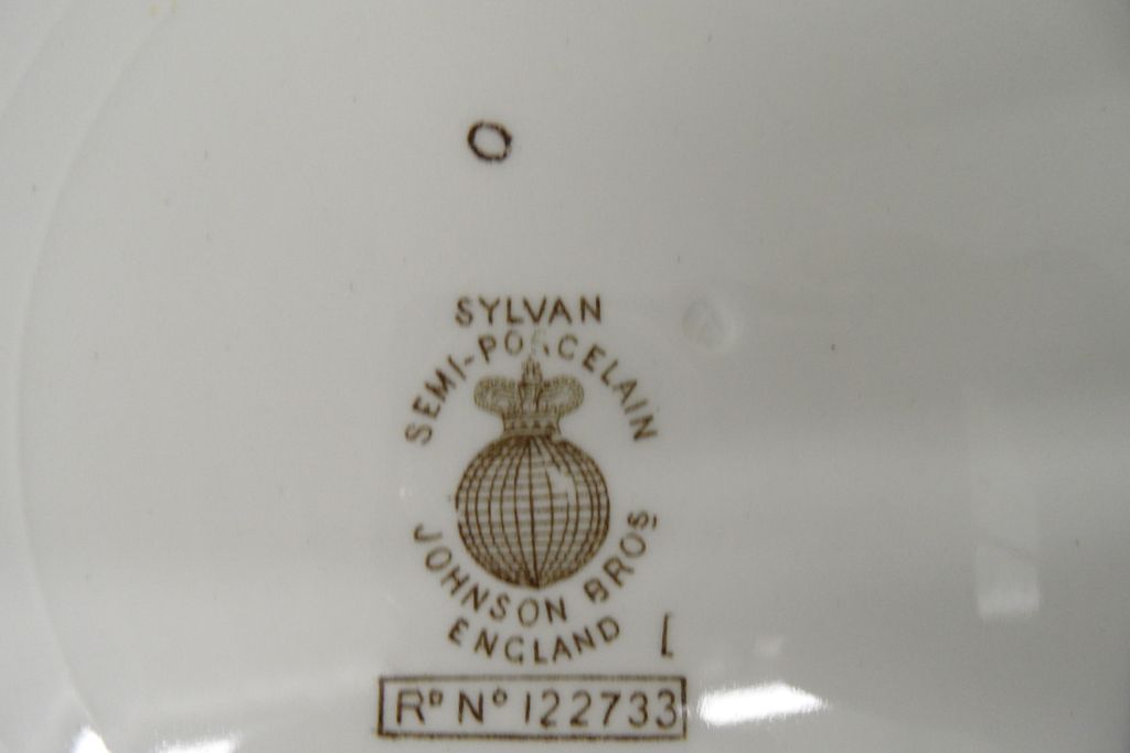 Vintage - Porcelain - Plate - Johnson Bros. - Sylvan Vintage - Porcelain - Plate - Johnson Bros. - Sylvan