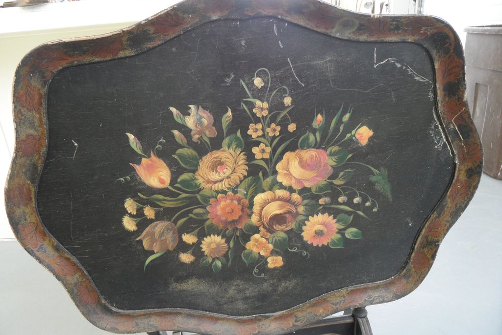 Antique - Tilt Top Table - Duncan Phyfe Style - Hand Painted Antique - Tilt Top Table - Duncan Phyfe Style - Hand Painted
