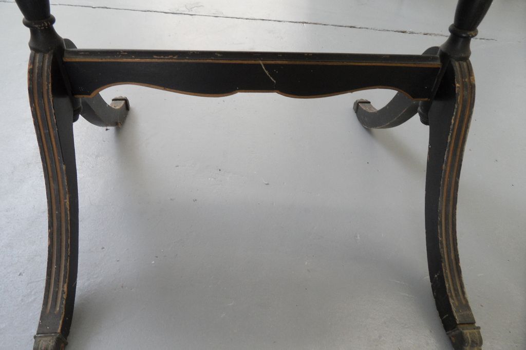 Antique - Tilt Top Table - Duncan Phyfe Style - Hand Painted Antique - Tilt Top Table - Duncan Phyfe Style - Hand Painted