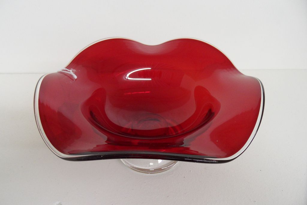 Vintage - Ruby Red Bowl Vintage - Ruby Red Bowl