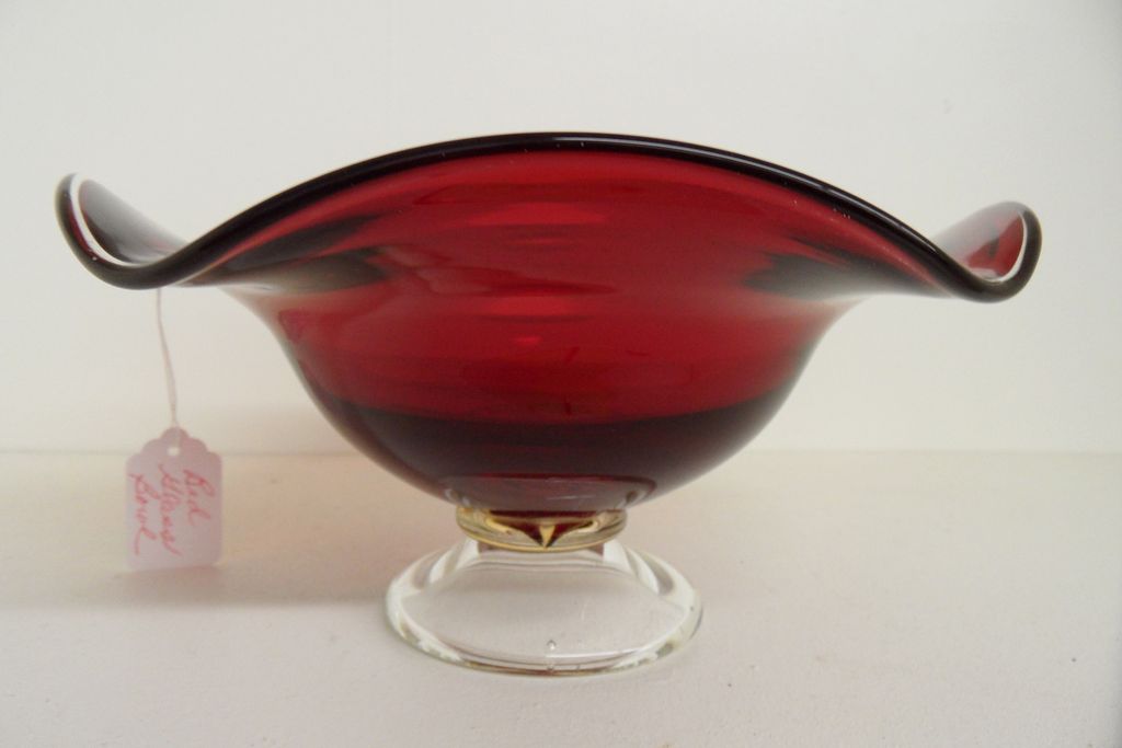 Vintage - Ruby Red Bowl Vintage - Ruby Red Bowl